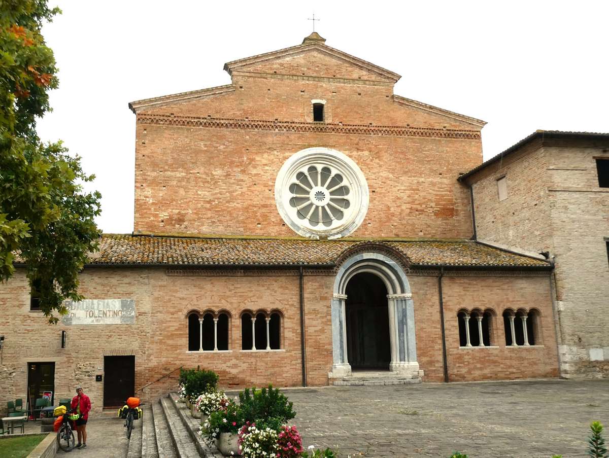 Abbazia di Fiastra