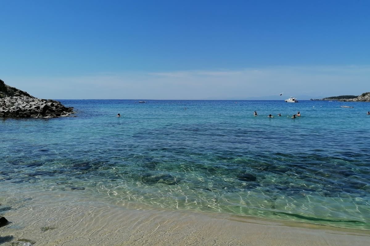 mare isola d elba in bici