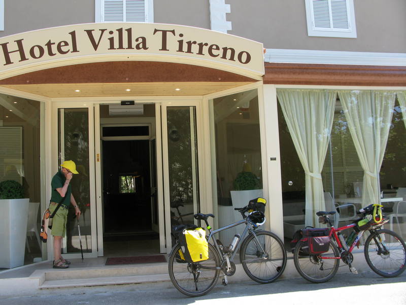 hotel villa tireno