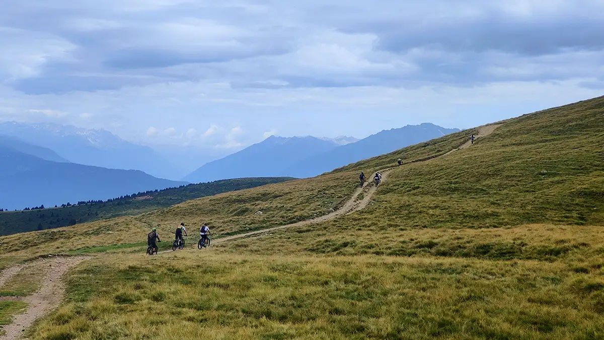 04 salita ottenbacher alm val sarentino mtb