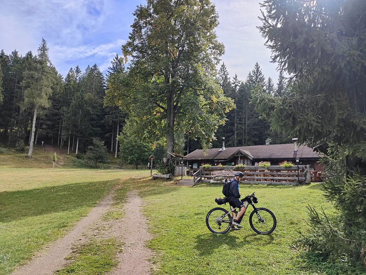 01 val di cembra rifugio Potzmauer