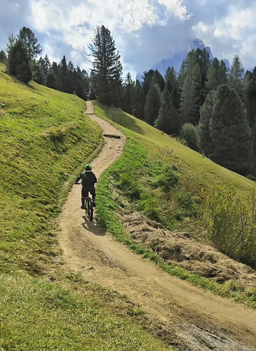 val gardena sentiero