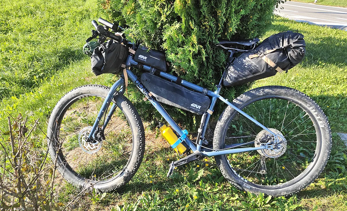 genesis bikepacking