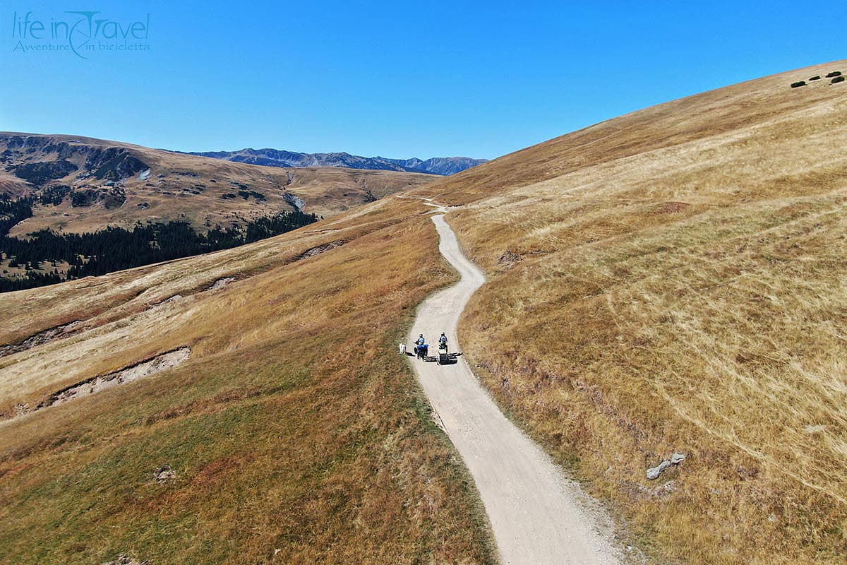 World's 10 best cycling roads romania transalpina 2