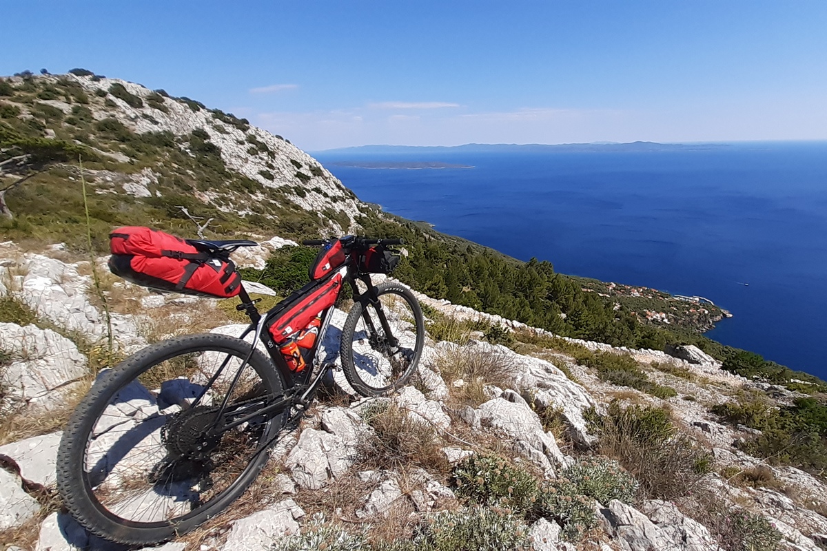 05 hvar trail