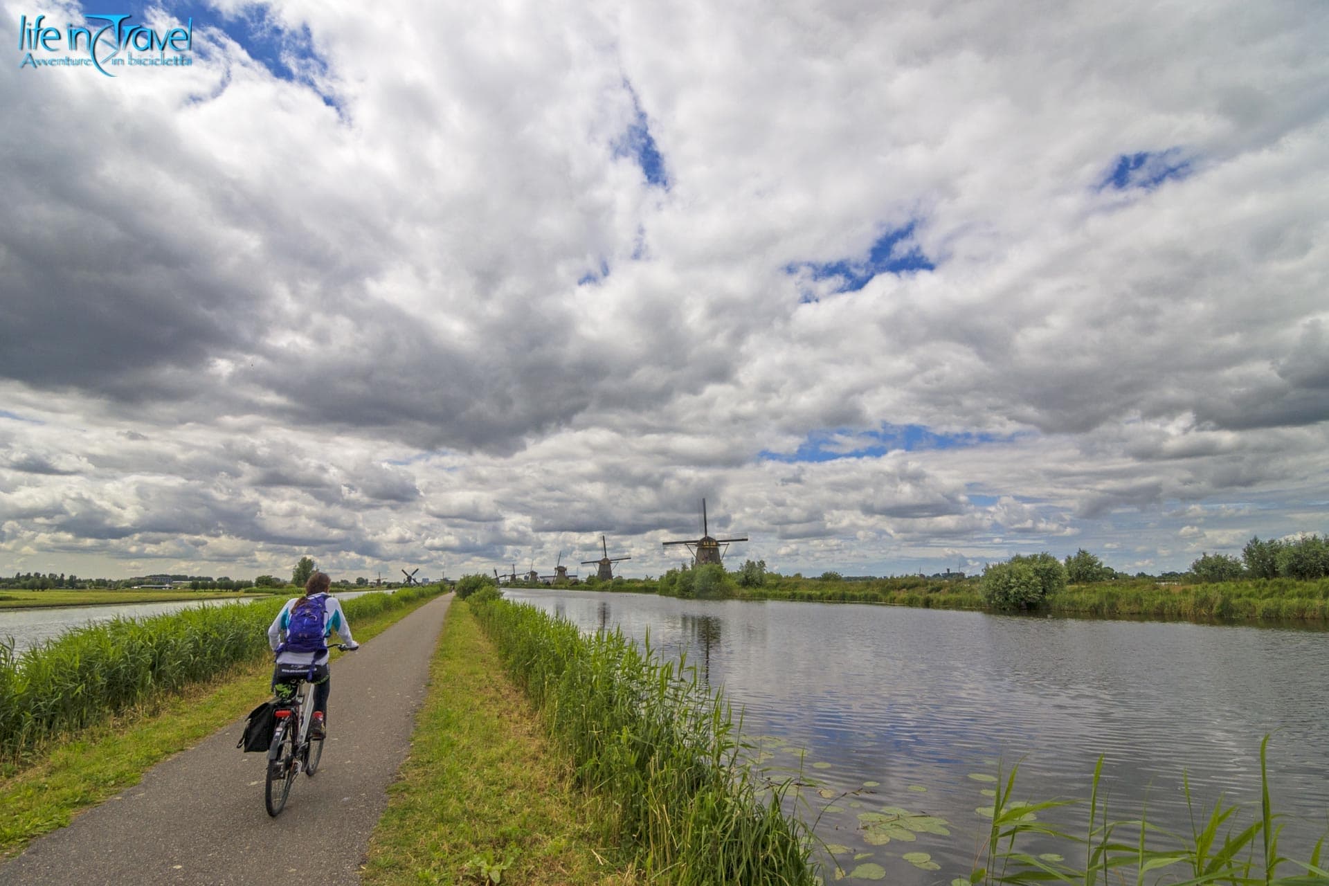 Olanda in bici: itinerario tra mulini a vento e castelli