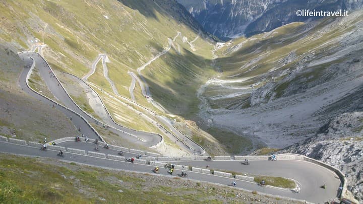 Tornanti passo Stelvio