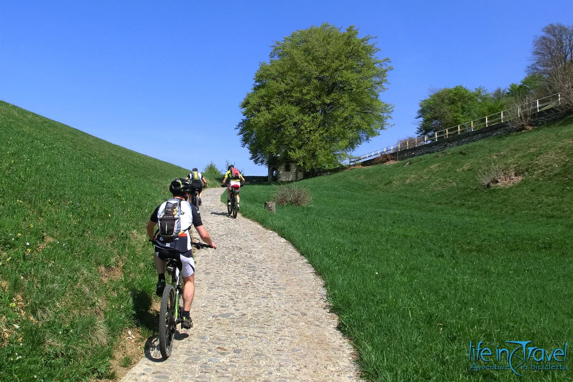 Valle di Esino in MTB