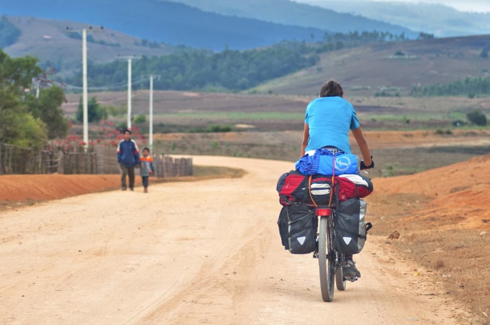 Io viaggio sola: come avventurarsi per il mondo in bicicletta