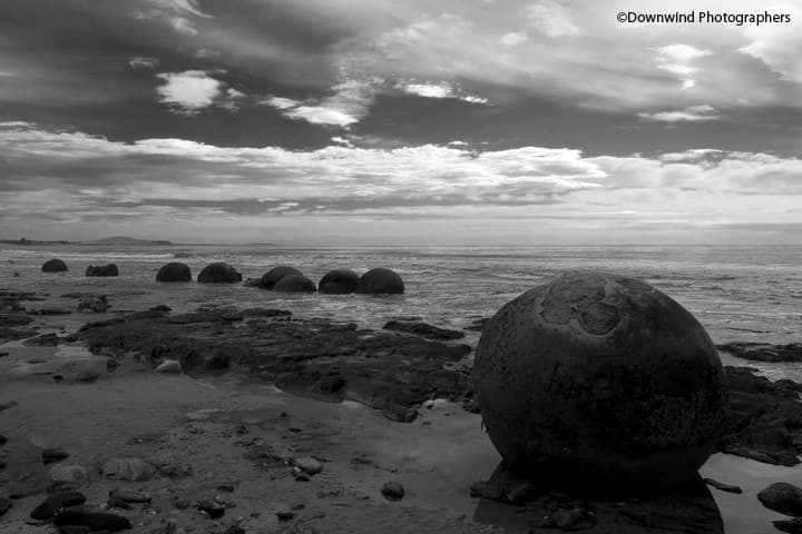 Moeraki boulders