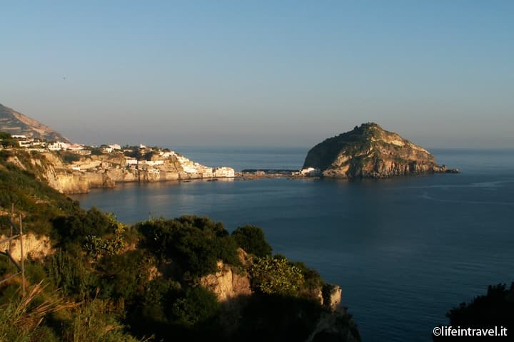 Isola di Ischia in bici