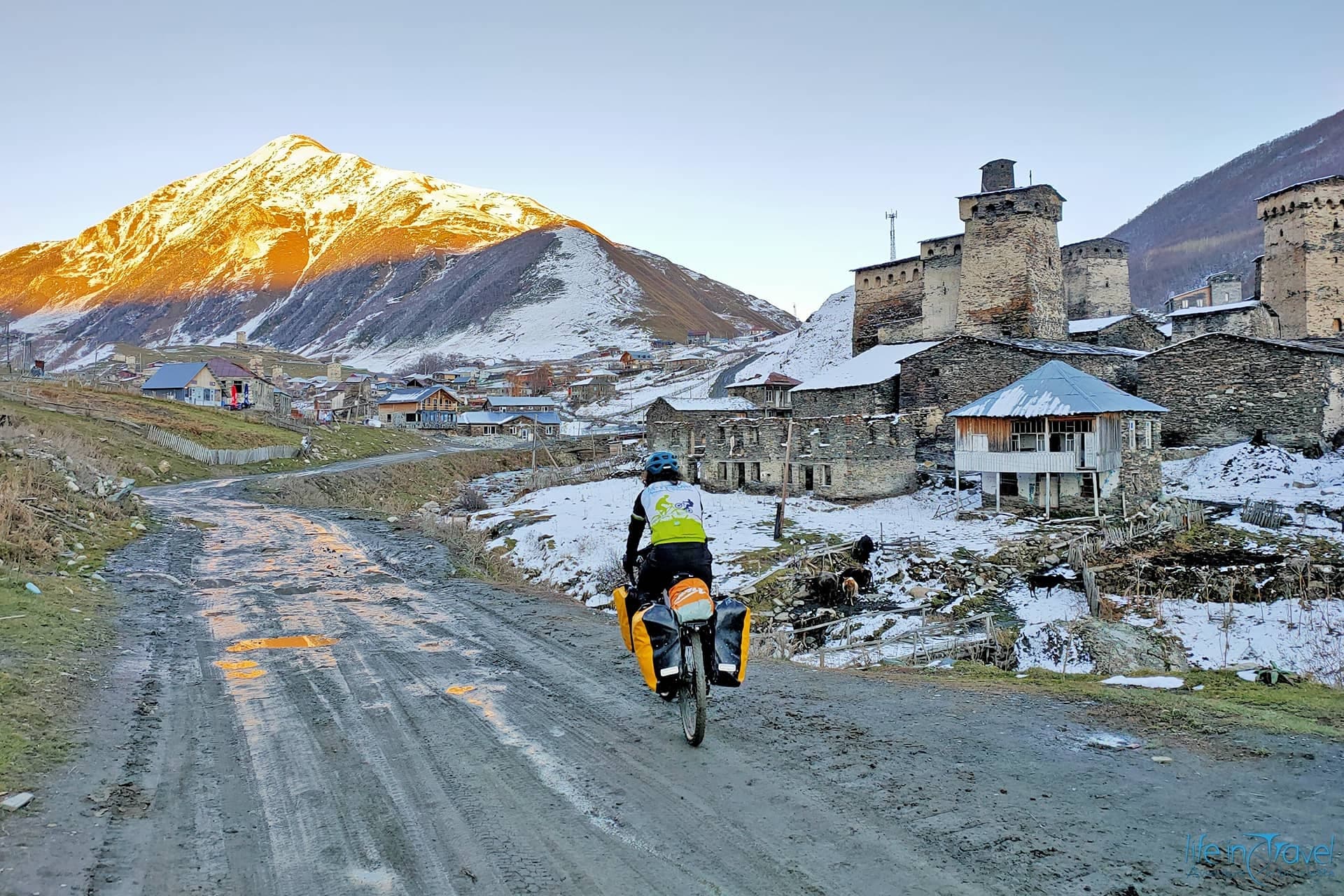 Georgia in bicicletta