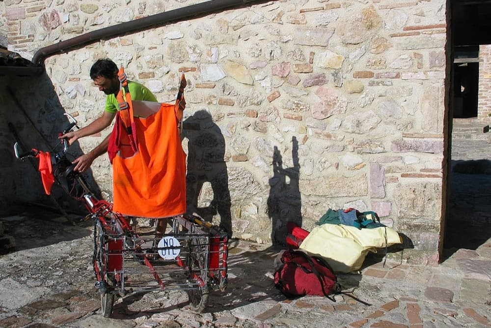 Viaggio in bici con Graziella | La Romita di Cesi tra Masai e navigatori