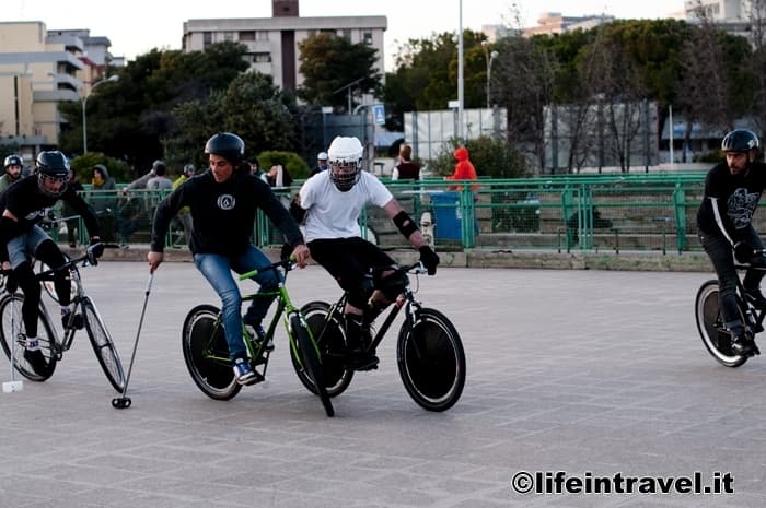 La bicicletta che fa' respirare Taranto