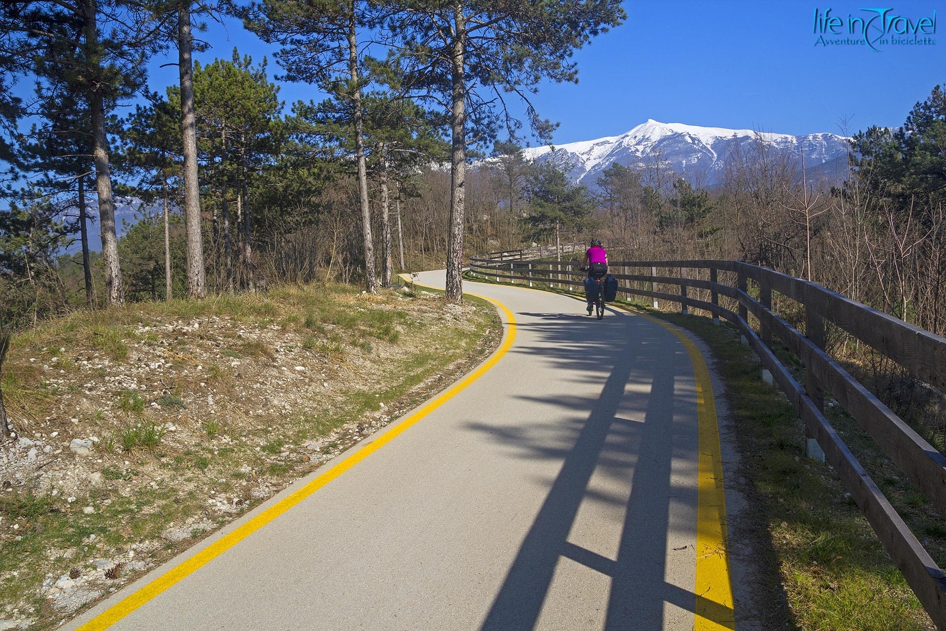 ciclabile valle dei laghi