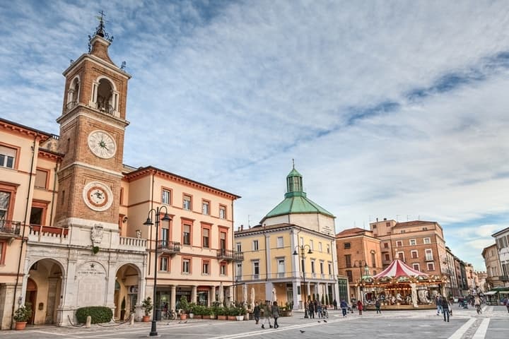 In bicicletta sulla Ciclovia Adriatica tra Riccione e Rimini