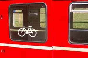 Bici in treno viaggia gratis? Sì, ma dove...