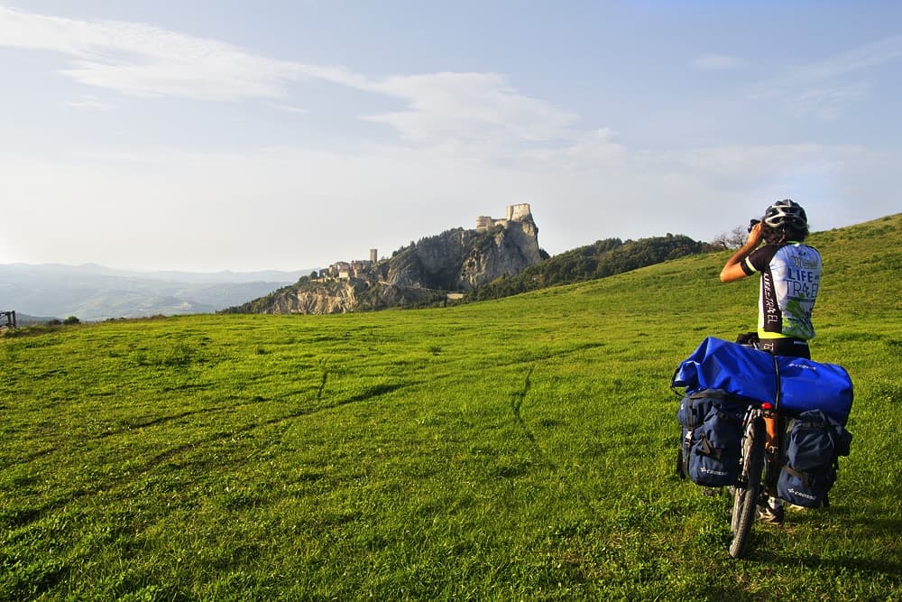 Rocca di San Leo in bicicletta