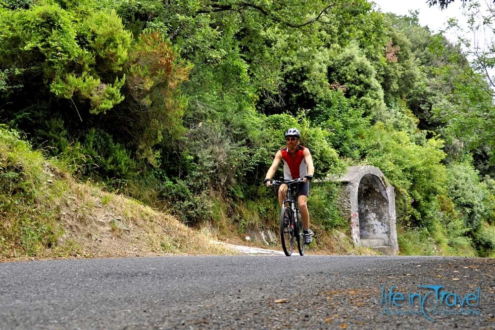 Cicloturismo in Lunigiana: la via Francigena che guarda il mare