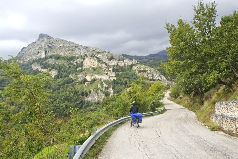 Corvara in Abruzzo in bici