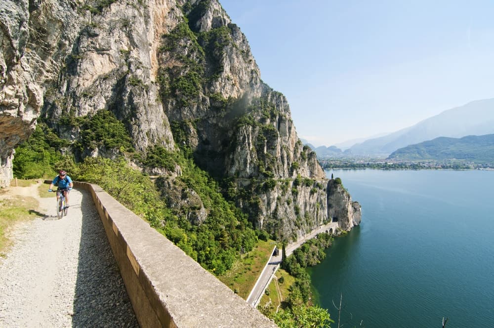 Sentiero Ponale e Maza: gravel nell'Alto Garda Trentino