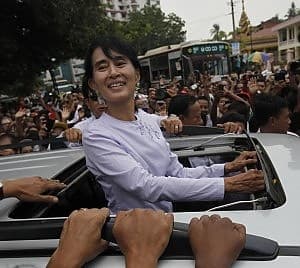 Birmania: Aung San Suu Kyi eletta... la luce in fondo al tunnel?