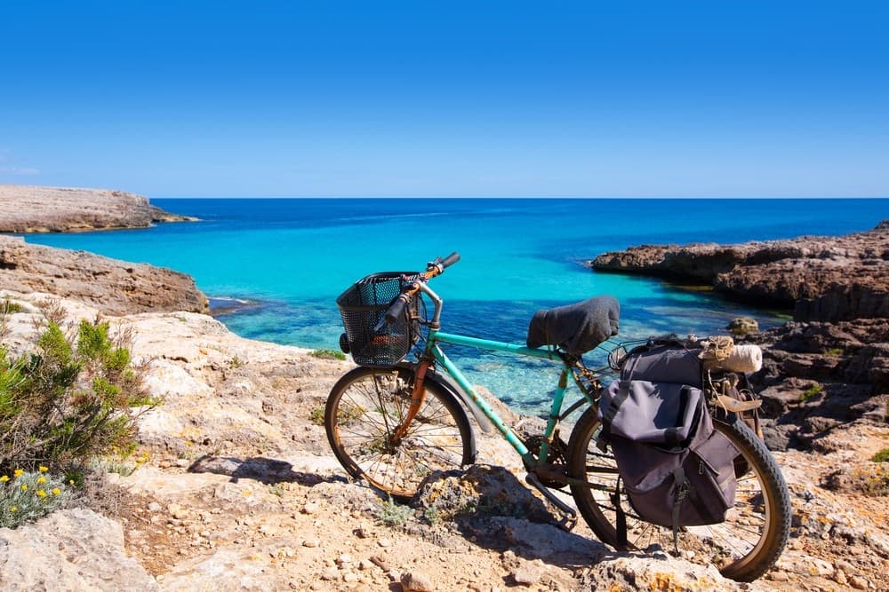 Minorca in bicicletta - Cala de Taraier