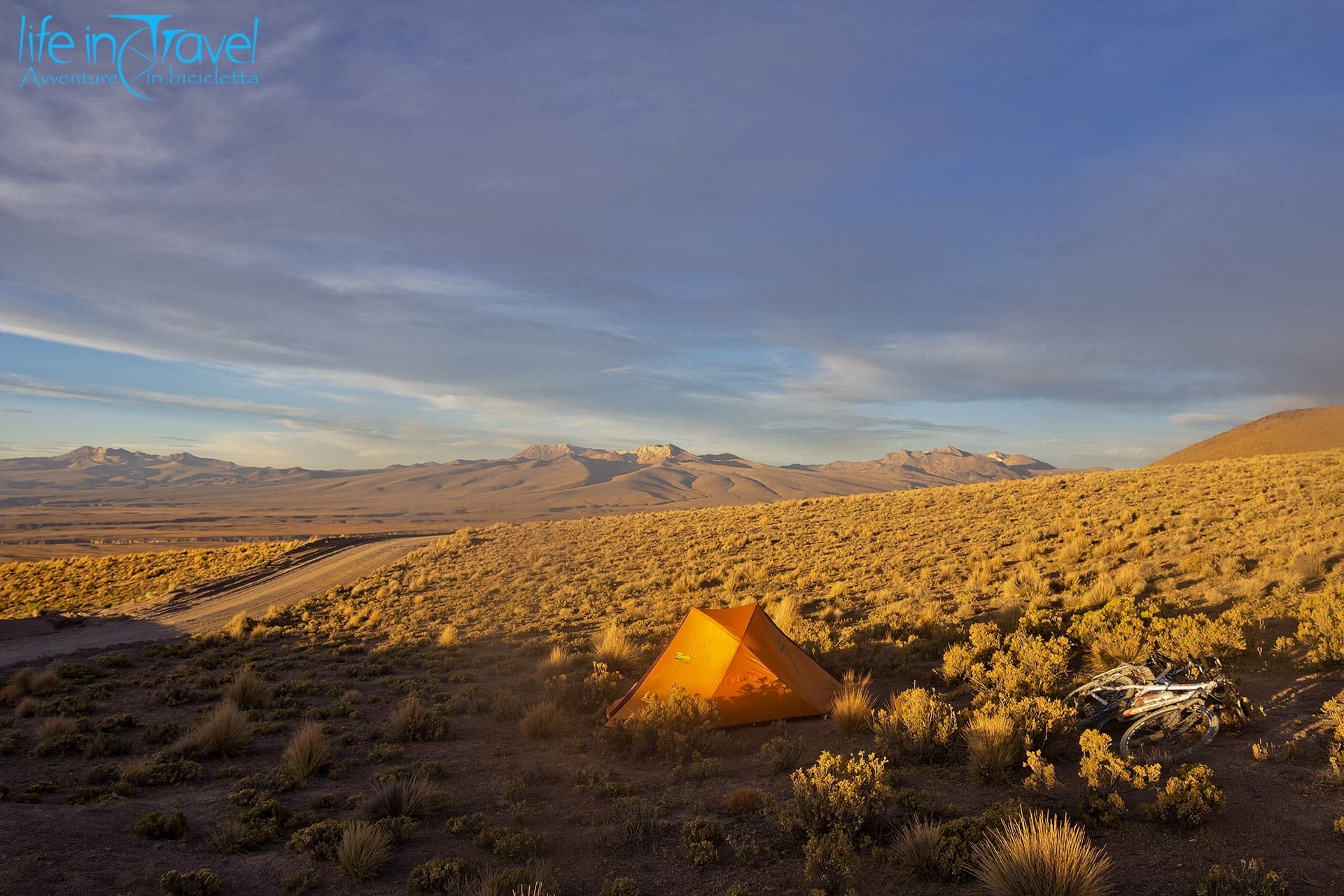 Tenda da campeggio per cicloturismo