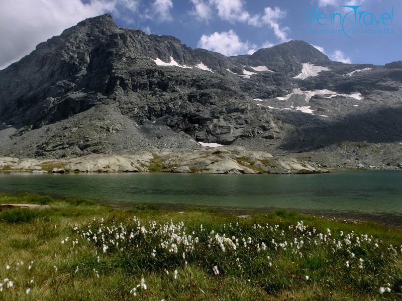 LAGO BIANCO