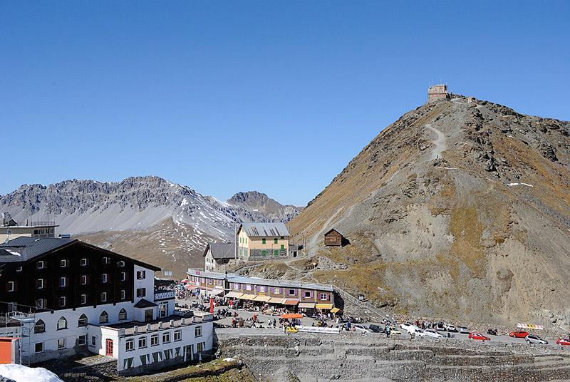 passo stelvio rifugio