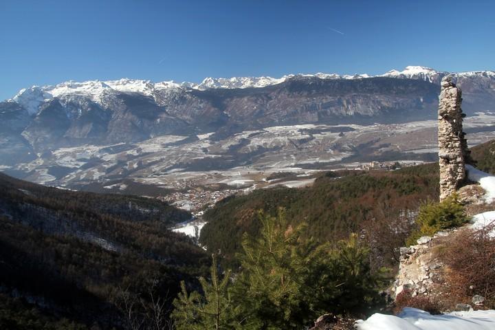 panorama sulla Val di Non e Dolomiti