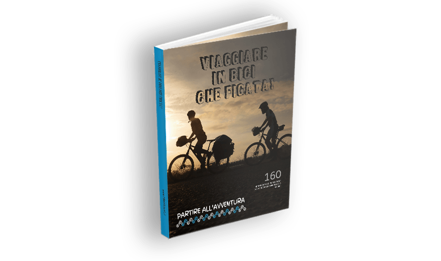 mockup viaggiare in bici trasp