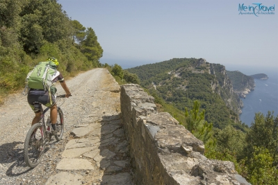 Alta Via delle 5 Terre in MTB