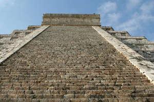 Piramide Maya nello Yucatan