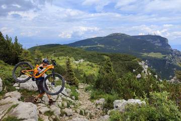 MTB sulla cima Paganella